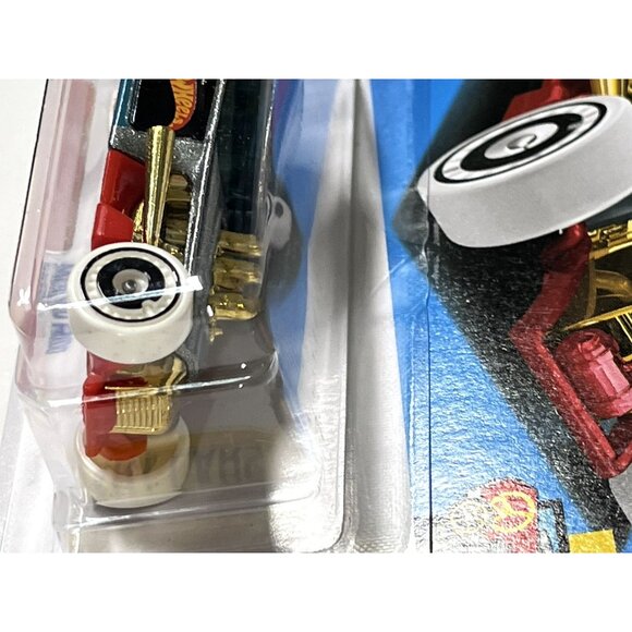 Hot Wheels Mod Rod Art Cars 1/10 2021 Burgundy Gold 1:64 - Picture 6 of 7